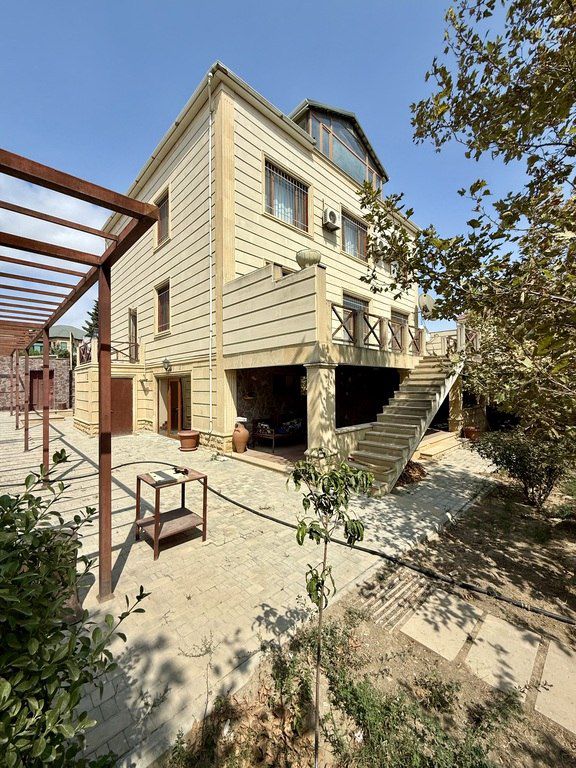 Satılır 5 otaqlı həyət evi/bağ evi 600 m² — Ev, villa, Bakı (4)