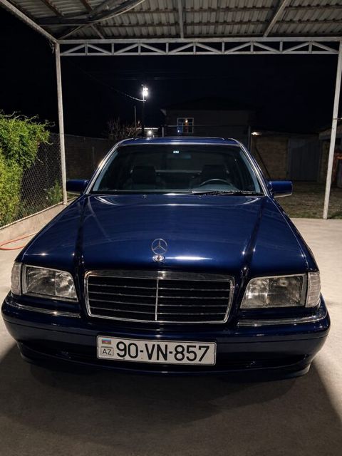 Mercedes C 240, 2.4 L, 1997 il, 395 964 km — Neftçala