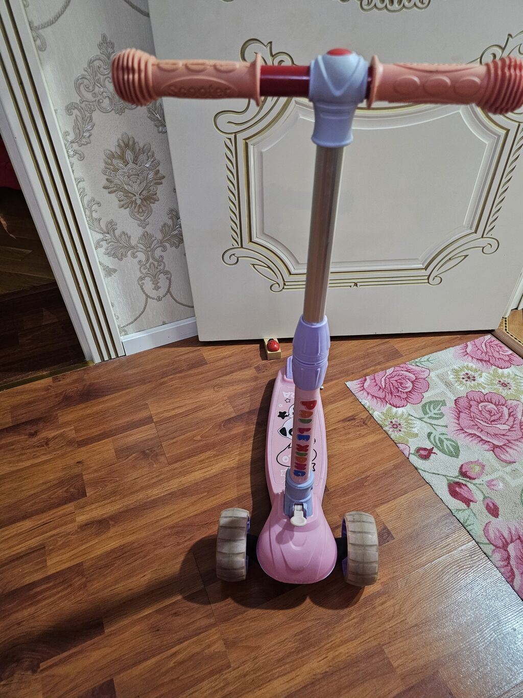 Skuter yaxwi veziyyetde az işlenib tekerlerinde işig yanir.hec bir — Uşaq velosipedləri, Bakı (4)