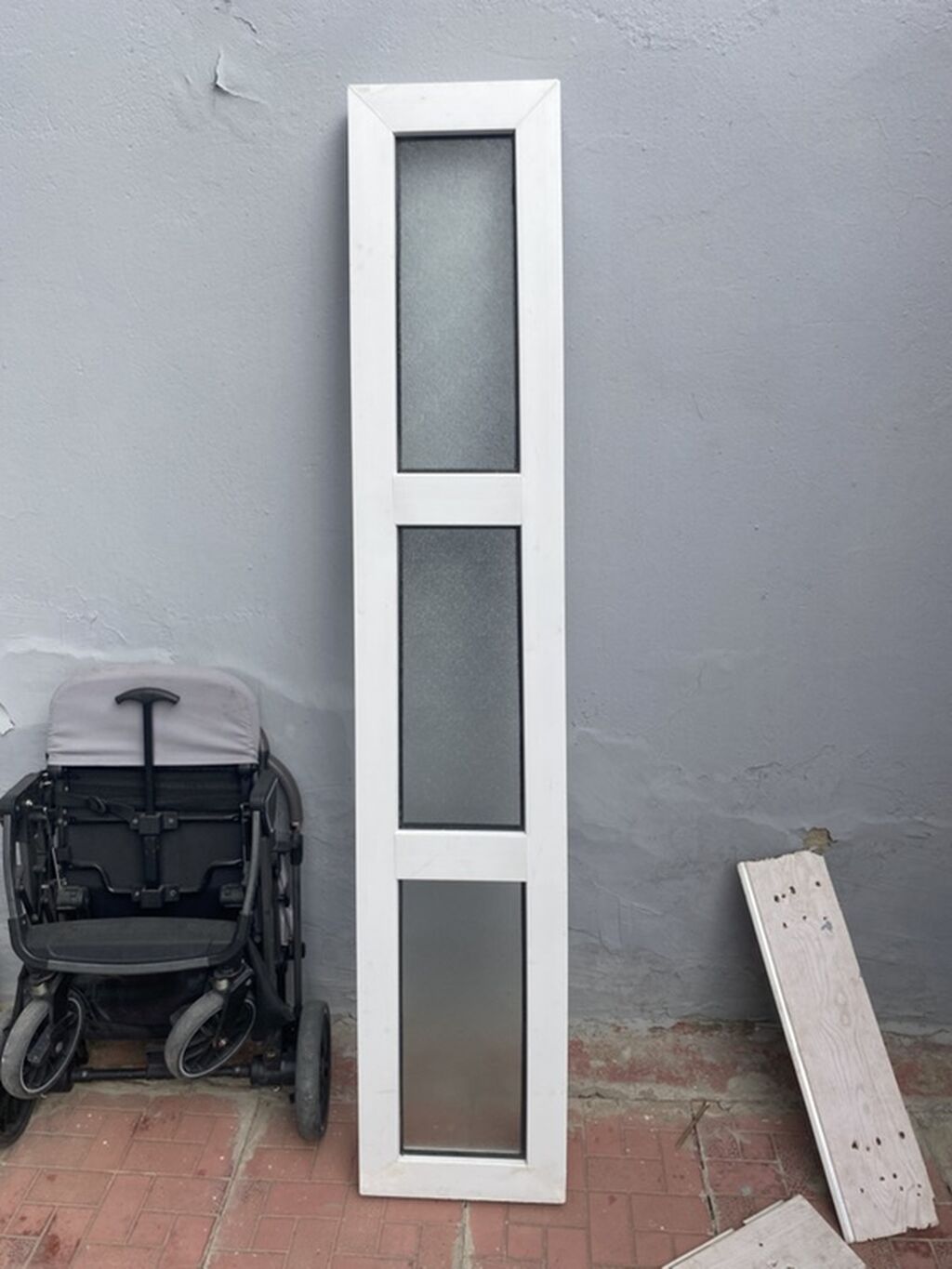 Ağ rəngli PVC (plastik) pəncərə çərçivələri və şüşə panellər dəsti — Pəncərələr, qapılar, balkonlar, Masazır (2)