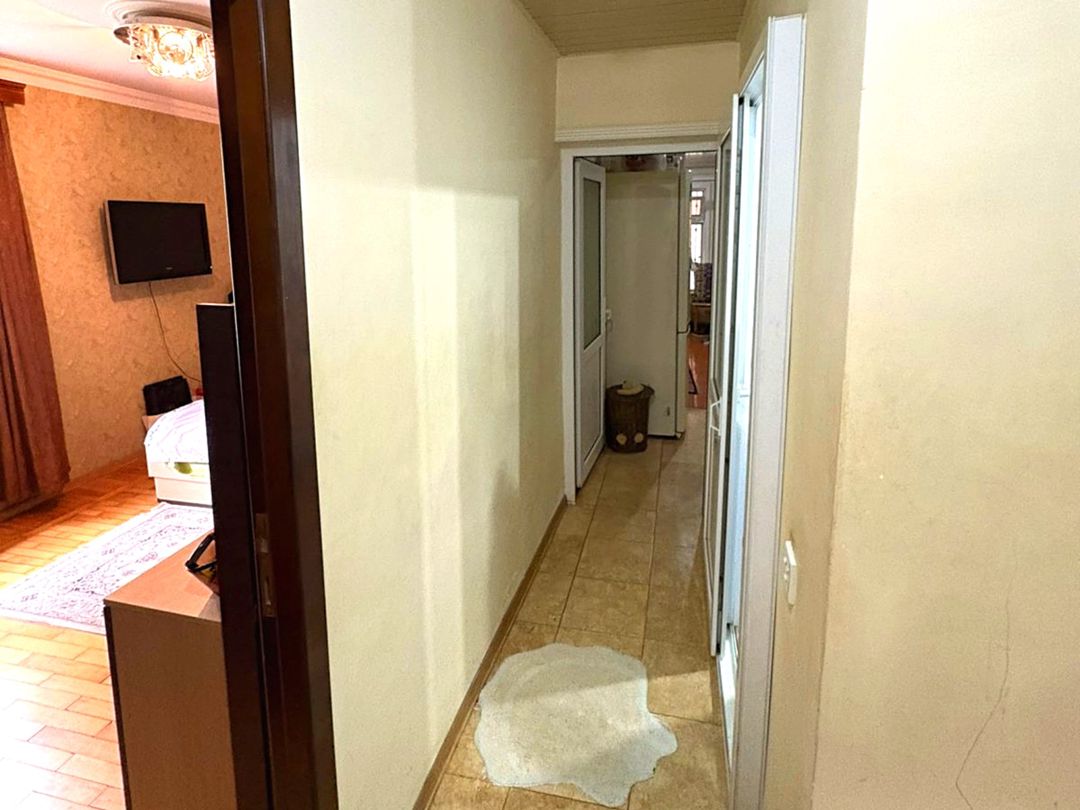 Satılır 5 otaqlı köhnə tikili 100 m² — Mənzil, Bakı (8)