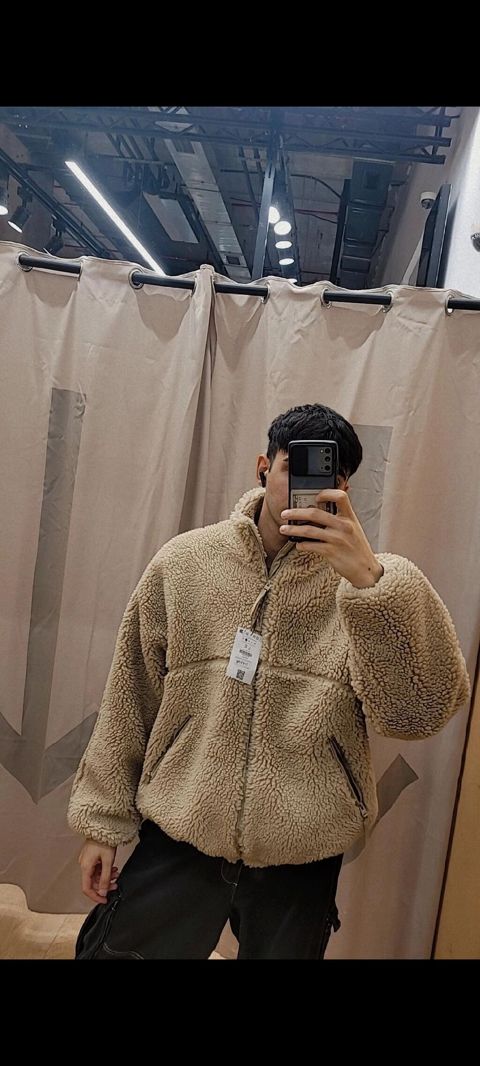 Unisex payız/qış Bershka kurtka L ölçü Az geyinilib heçbir problemi — Masazır