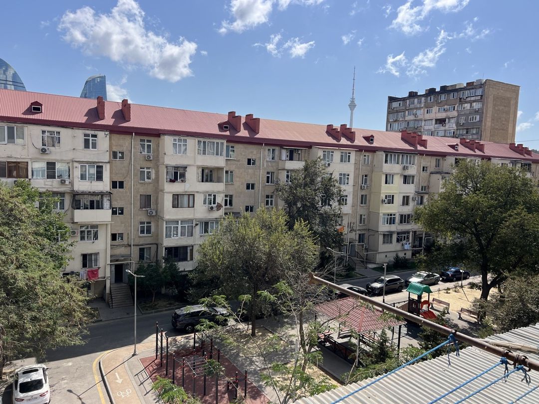 Satılır 3 otaqlı köhnə tikili 78 m² — Mənzil, Bakı (12)