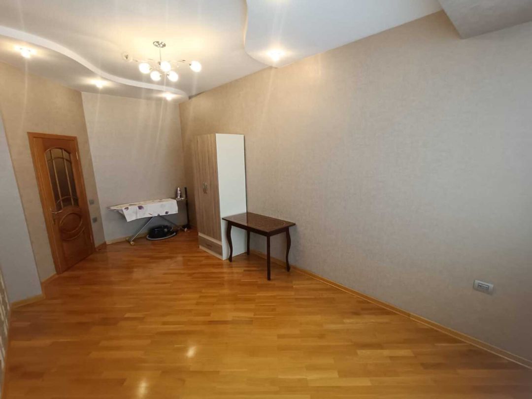 İcarəyə verilir 3 otaqlı yeni tikili 137 m² — Mənzil, Bakı (7)