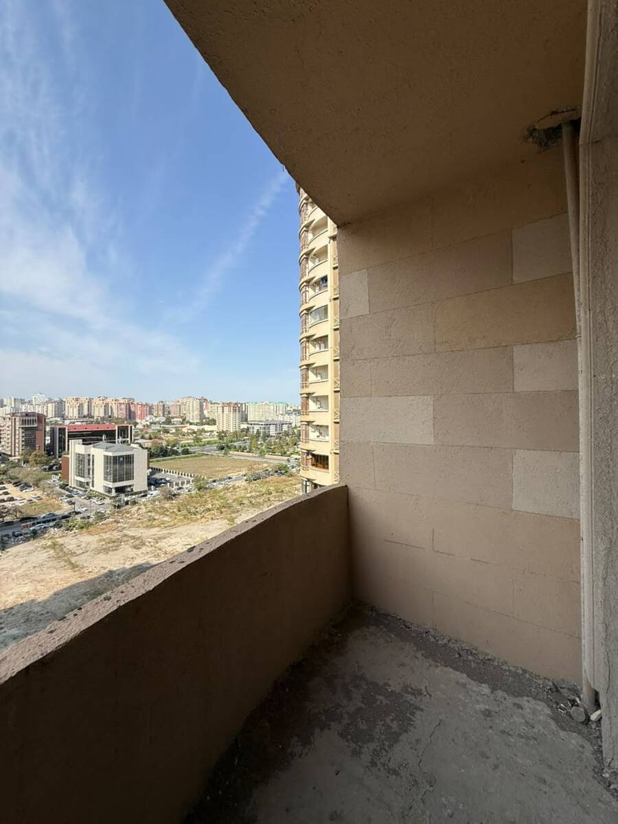 Satılır 4 otaqlı yeni tikili 191 m² — Mənzil, Bakı (11)