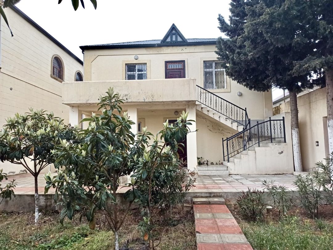 Satılır 8 otaqlı həyət evi/bağ evi 200 m² — Ev, villa, Bakı (2)