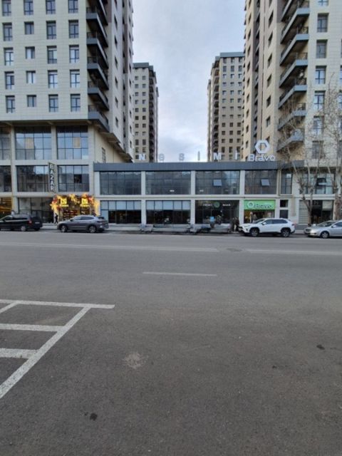 Satılır obyekt 100 m² — Bakı