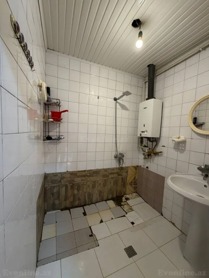 Satılır 2 otaqlı Mənzil Köhnə tikili 70 m² Bakı, Nizami r., Xalqlar Dostluğu m — Mənzil, Bakı (8)