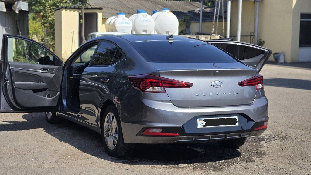 Hyundai Elantra, 2.0 L, 2018 il, 80 467 km — Avtomobillər, Tovuz (12)