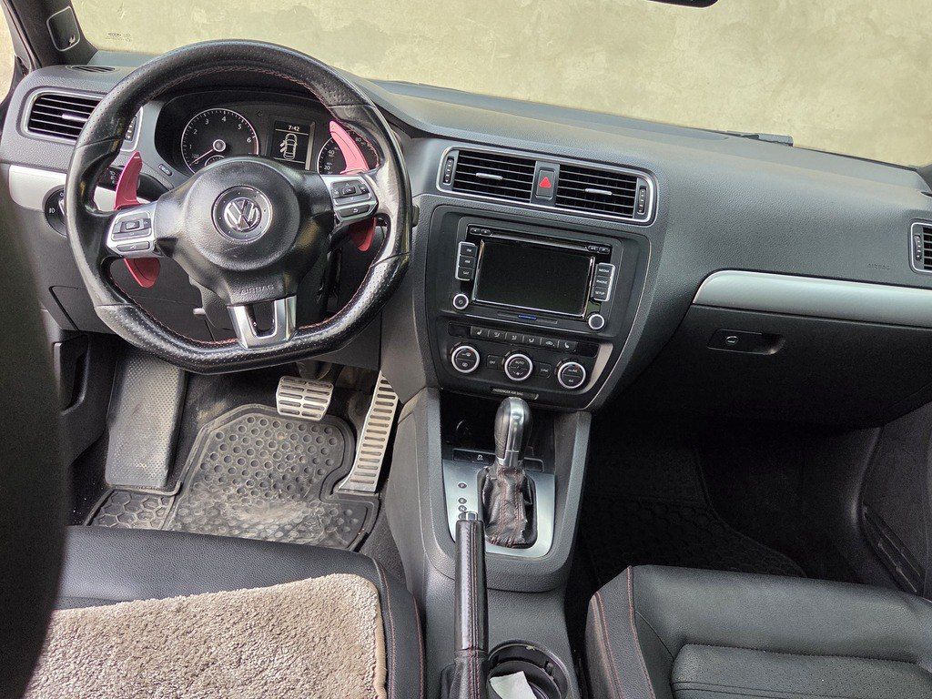 Volkswagen Jetta, 2.0 L, 2013 il, 276 000 km 99-HN-805 — Avtomobillər, Bakı (11)