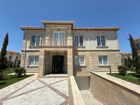 Satılır 7 otaqlı həyət evi/bağ evi 360 m² — Bakı
