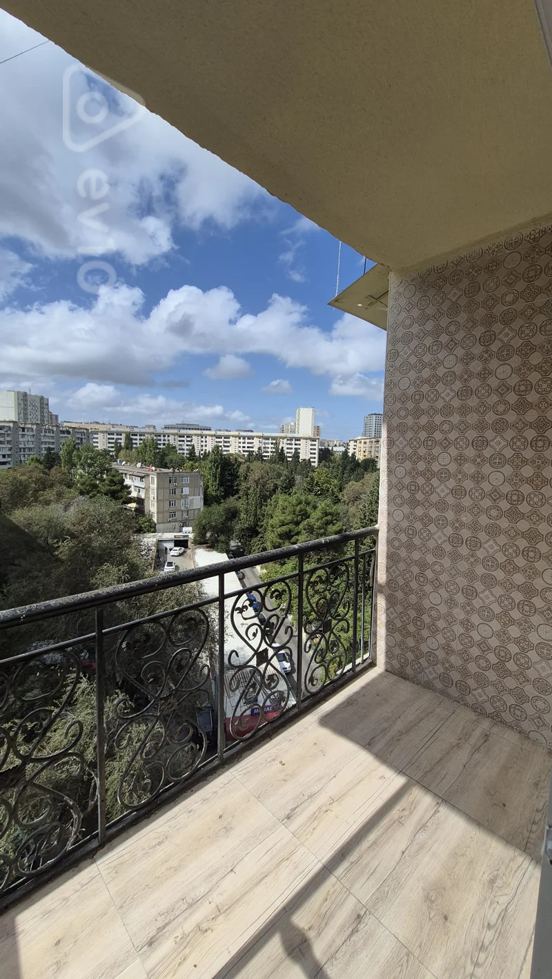 2 otaqlı mənzil, 65 m², 8ci mkrayon — Bakı