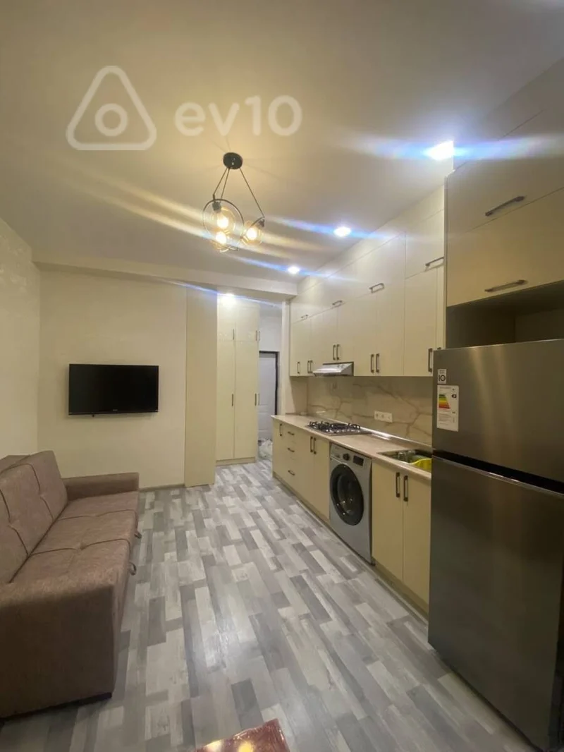 2 otaqlı mənzil, 50 m², Abbas Mirzə Şərifzadə küçəsi — kirayə — Bakı