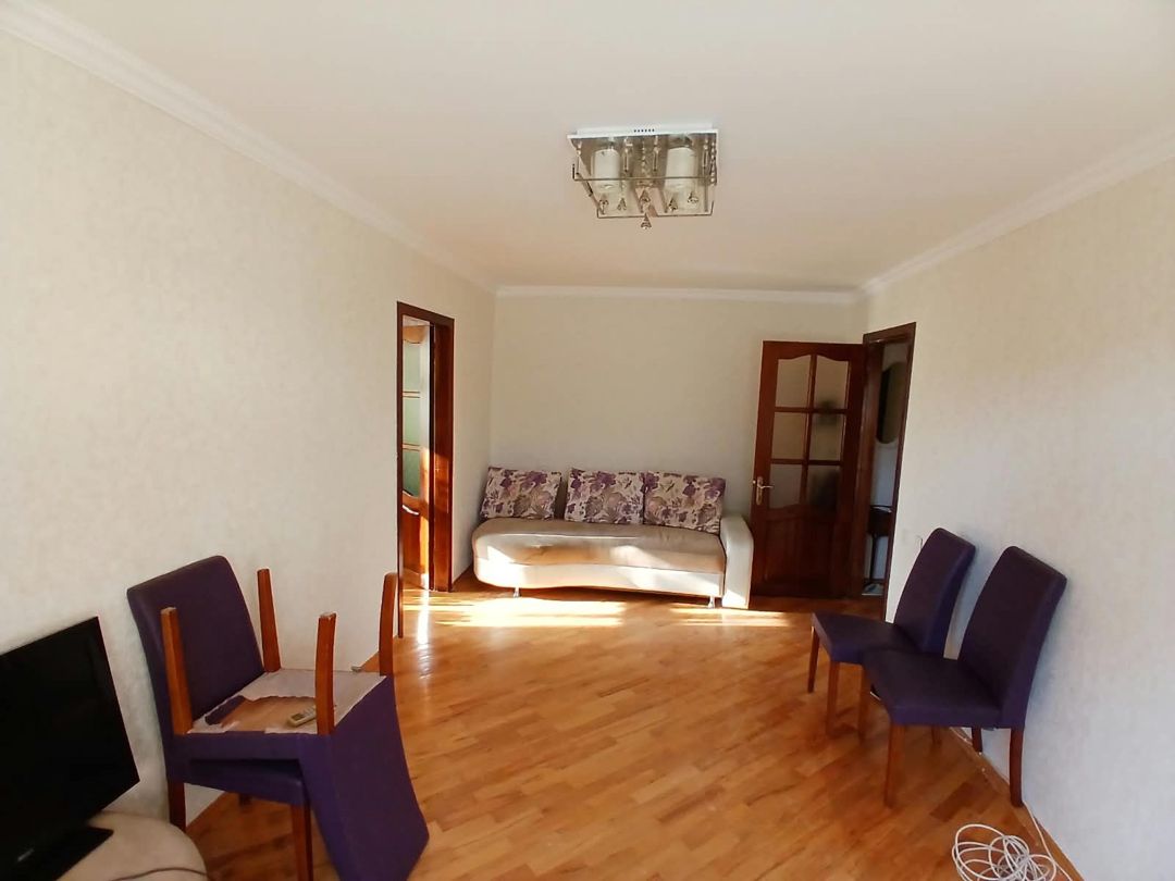 Satılır 2 otaqlı köhnə tikili 45 m² — Mənzil, Bakı (2)
