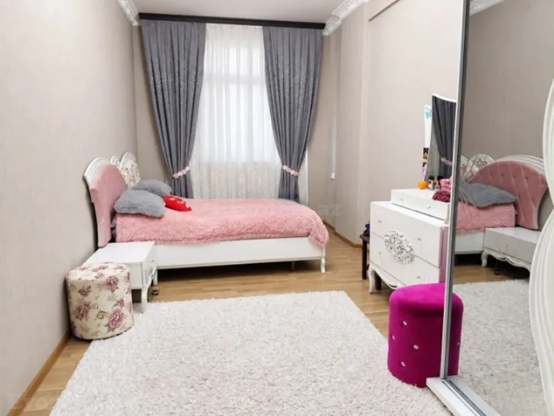 Satılır 3 otaqlı Mənzil Yeni tikili 135 m² Bakı, Binəqədi r., Memar Əcəmi m — Mənzil, Bakı (2)
