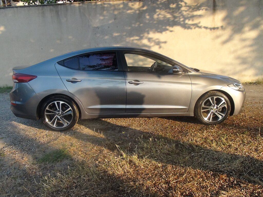 Hyundai Avante, 1.6 L, 2015 il, 217 000 km — Avtomobillər, Bakı (5)