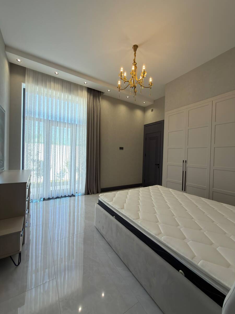 Satılır 5 otaqlı həyət evi/bağ evi 300 m² — Ev, villa, Bakı (11)