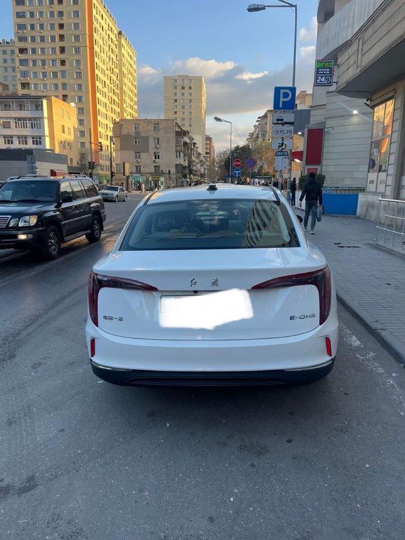 Hongqi E-QM5, 54 kWh, 2024 il, 46 000 km — Avtomobillər, Bakı (3)