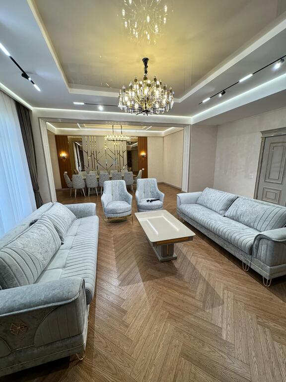 İcarəyə verilir 4 otaqlı yeni tikili 250 m² — Mənzil, Bakı (7)