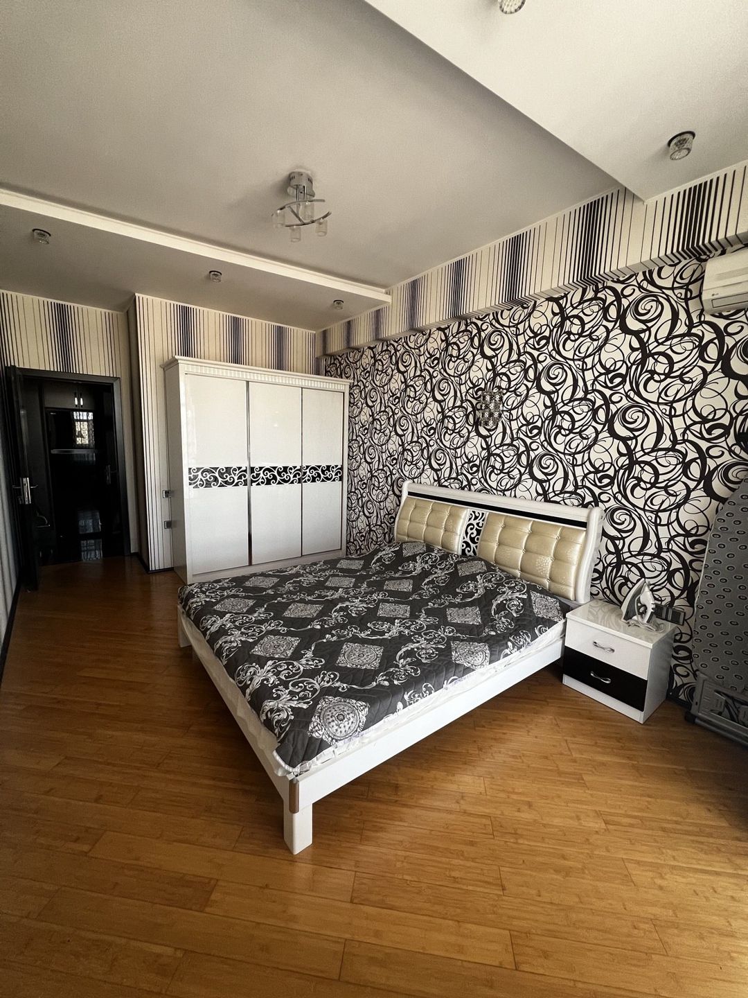 İcarəyə verilir 3 otaqlı yeni tikili 110 m² — Mənzil, Bakı (11)