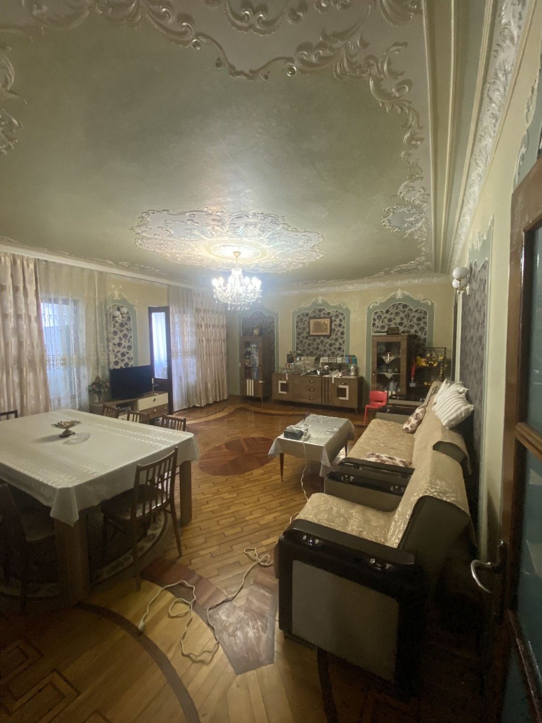 Satılır 5 otaqlı köhnə tikili 120 m² — Mənzil, Bakı