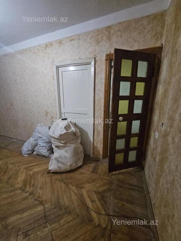 Satılır 2 otaqlı Bina evi menzil (Köhnə tikili), 46 m², 4-cü mikrorayon — Mənzil, Sumqayıt (4)