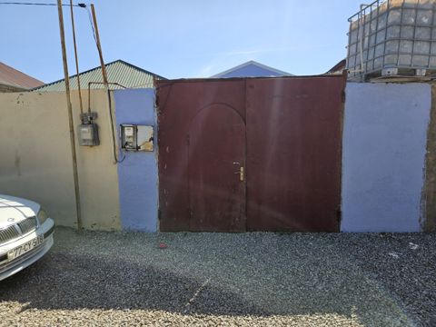 Satılır 2 otaqlı həyət evi/bağ evi 60 m² — Bakı