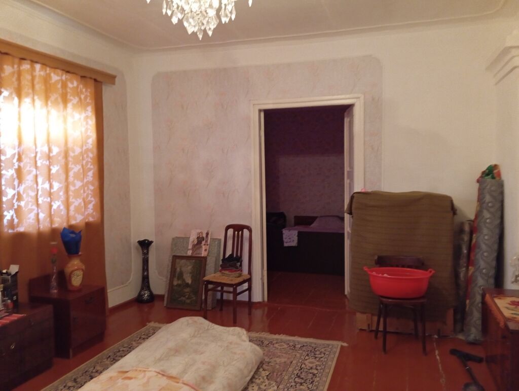 Satılır: Həyətli evi, 13sot torpag,ev 180kv,birmertebeli,tam — Ev, villa, Bakı (6)