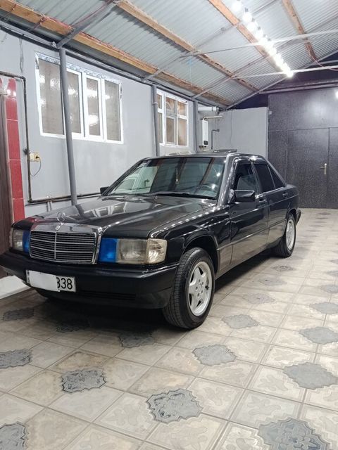 Mercedes 190, 2.0 L, 1993 il, 289 311 km — Zərdab