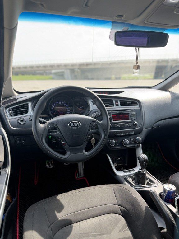 Kia Ceed SW, 1.6 L, 2012 il, 225 000 km — Avtomobillər, Bakı (12)