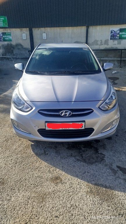 Hyundai Accent, 1.4 L, 2015 il, 215 000 km — Bakı