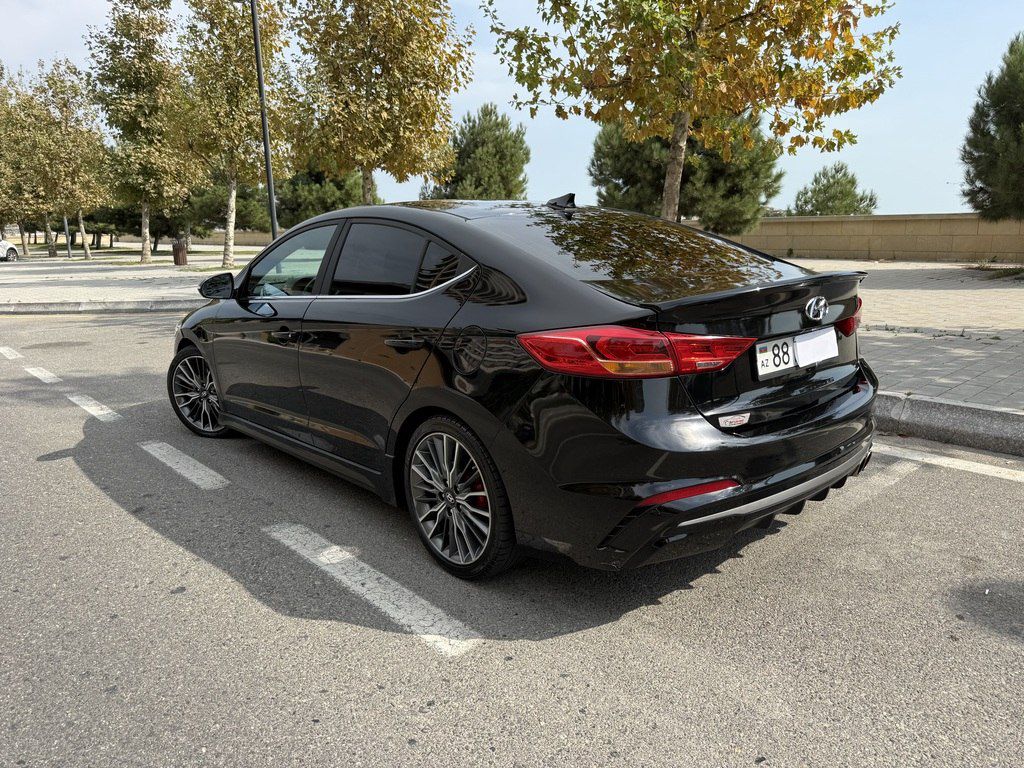Hyundai Elantra, 1.6 L, 2017 il, 94 000 km — Avtomobillər, Bakı (7)