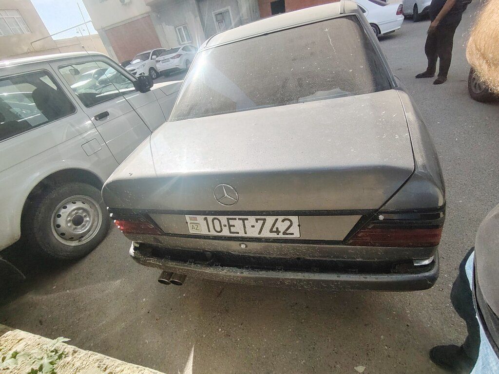 Mercedes 250 D, 2.5 L, 1988 il, 535 342 km 10-ET-742 — Avtomobillər, Bakı (10)