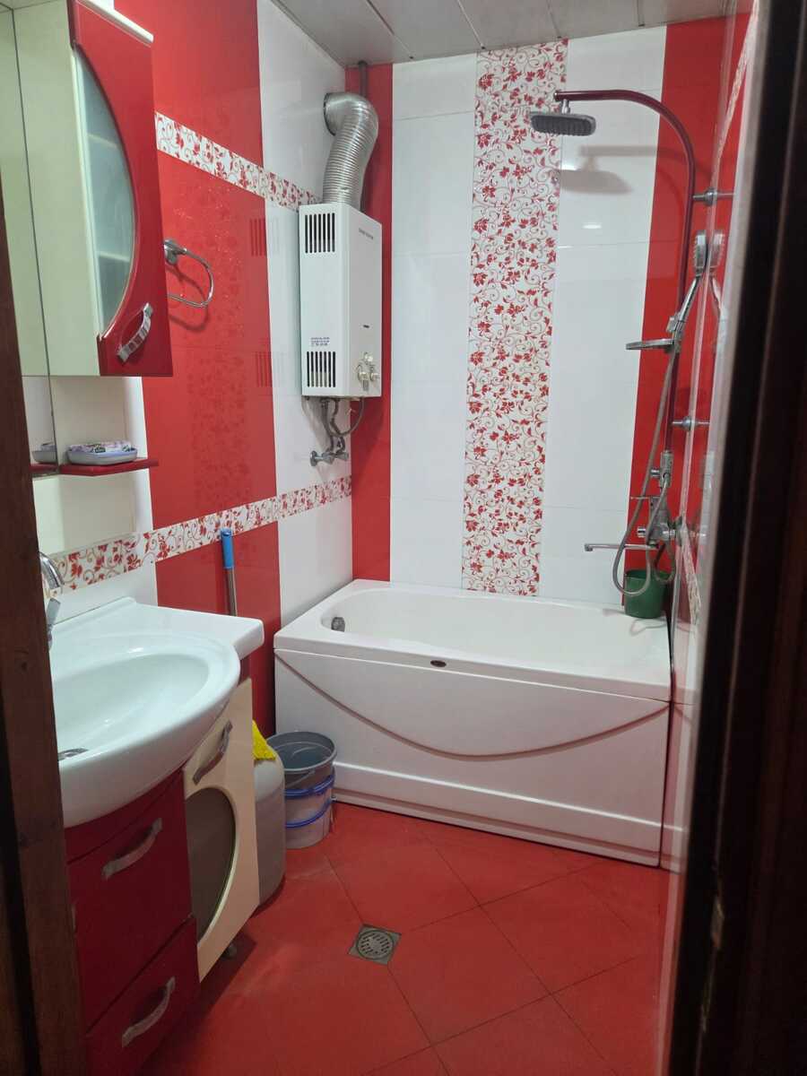 İcarəyə verilir 3 otaqlı köhnə tikili 80 m² — Mənzil, Bakı (3)