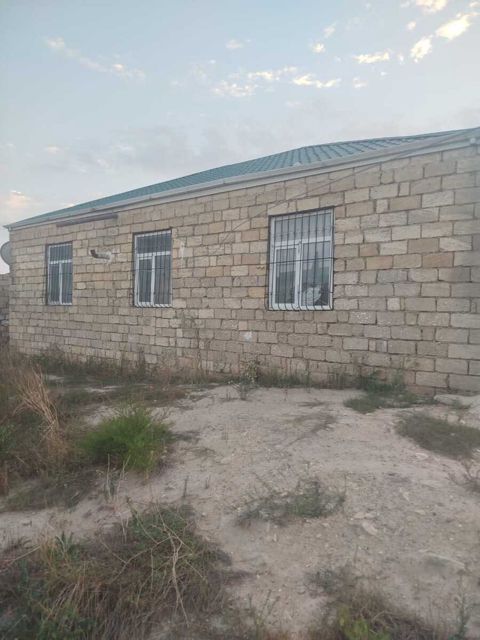 Satılır 3 otaqlı həyət evi/bağ evi 100 m² — Bakı