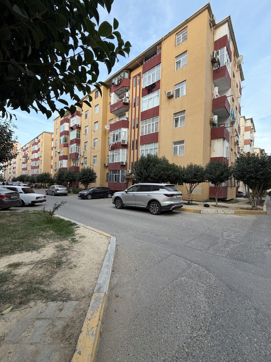 Satılır 3 otaqlı yeni tikili 83 m² — Mənzil, Bakı