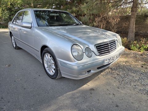 Mercedes E 240, 2.4 L, 1999 il, 350 000 km — Şəmkir