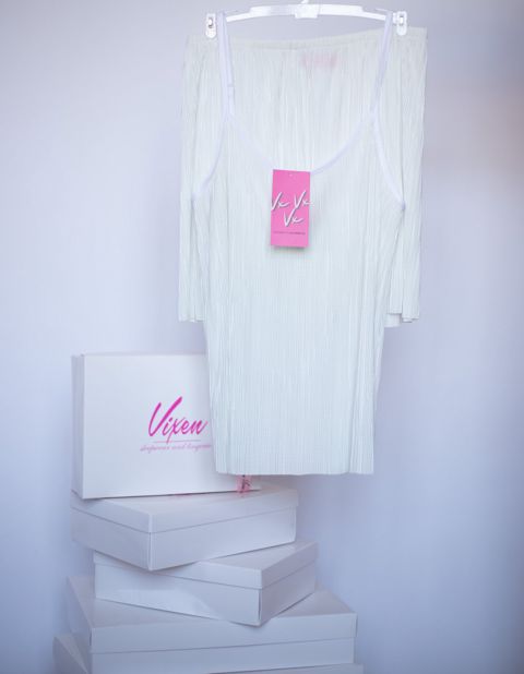Qadınlar üçün Şortlu pijama dəsti Vixen 2301169000008, ağ, satin, ölçü S (2301169000008) — Bakı