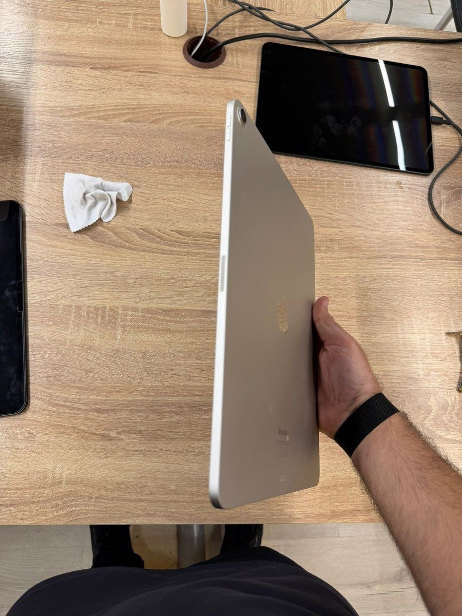 Apple İPad Air 13 İnch M2 Starlight 128GB — Planshetlər, Bakı (3)
