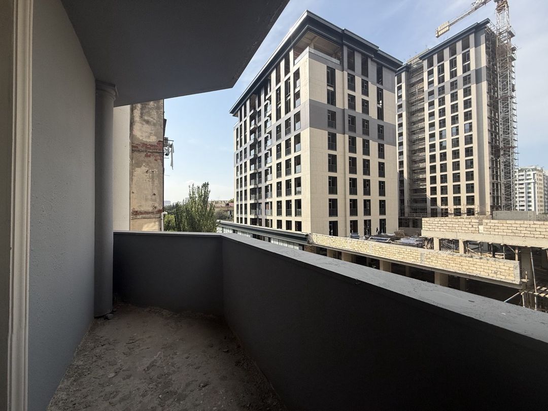 Satılır 4 otaqlı yeni tikili 150 m² — Mənzil, Bakı (7)