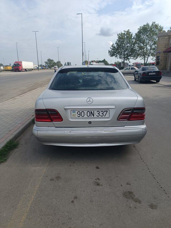 Mercedes E 240, 2.6 L, 2000 il, 407 240 km 90-ON-337 — Avtomobillər, Qazax (3)