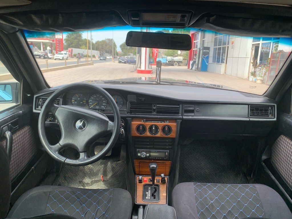 Mercedes 190, 2.0 L, 1992 il, 258 000 km — Avtomobillər, Sumqayıt (9)