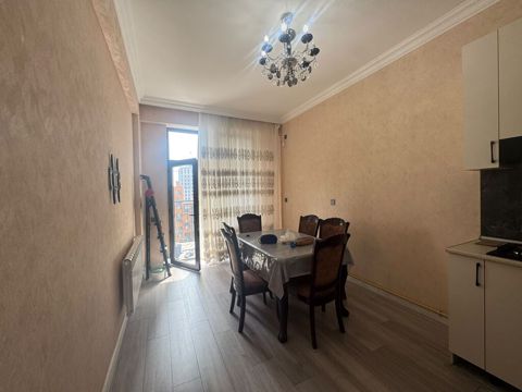 Nərimanov rayonunda təbriz küçəsində 70 kv.m 3 otaqlı (studio) — Bakı