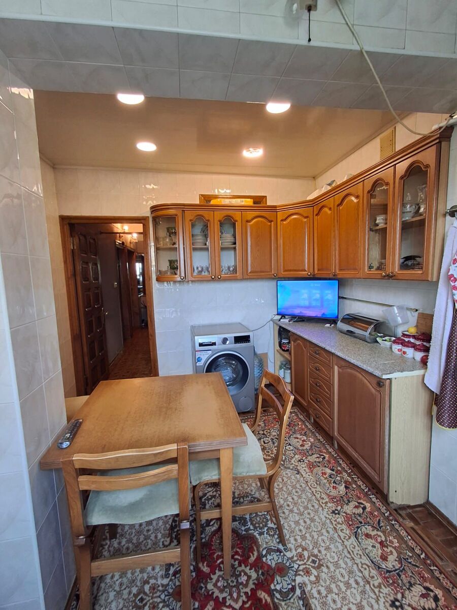 Satılır 5 otaqlı köhnə tikili 155 m² — Mənzil, Bakı (8)