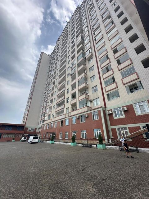 Satılır 4 otaqlı yeni tikili 231 m² — Bakı