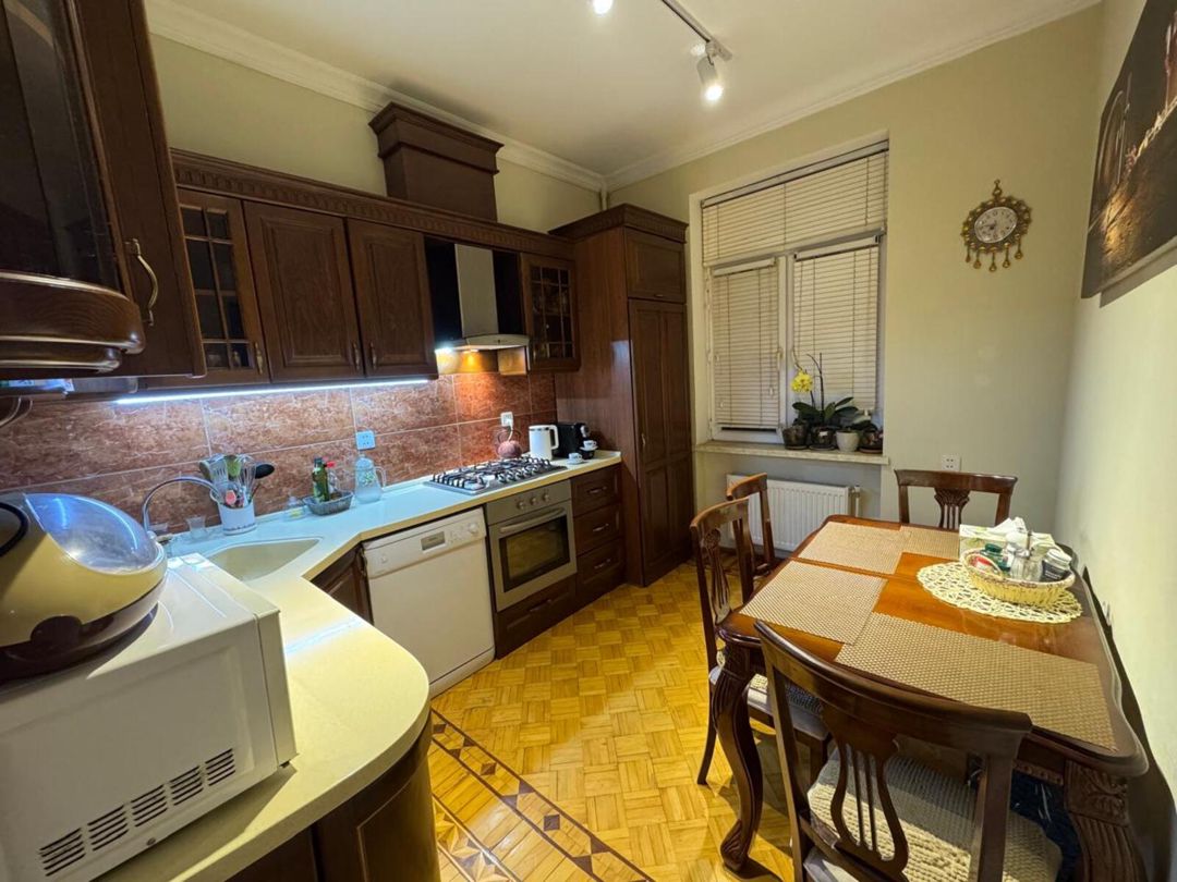 Satılır 2 otaqlı köhnə tikili 65 m² — Mənzil, Bakı (5)