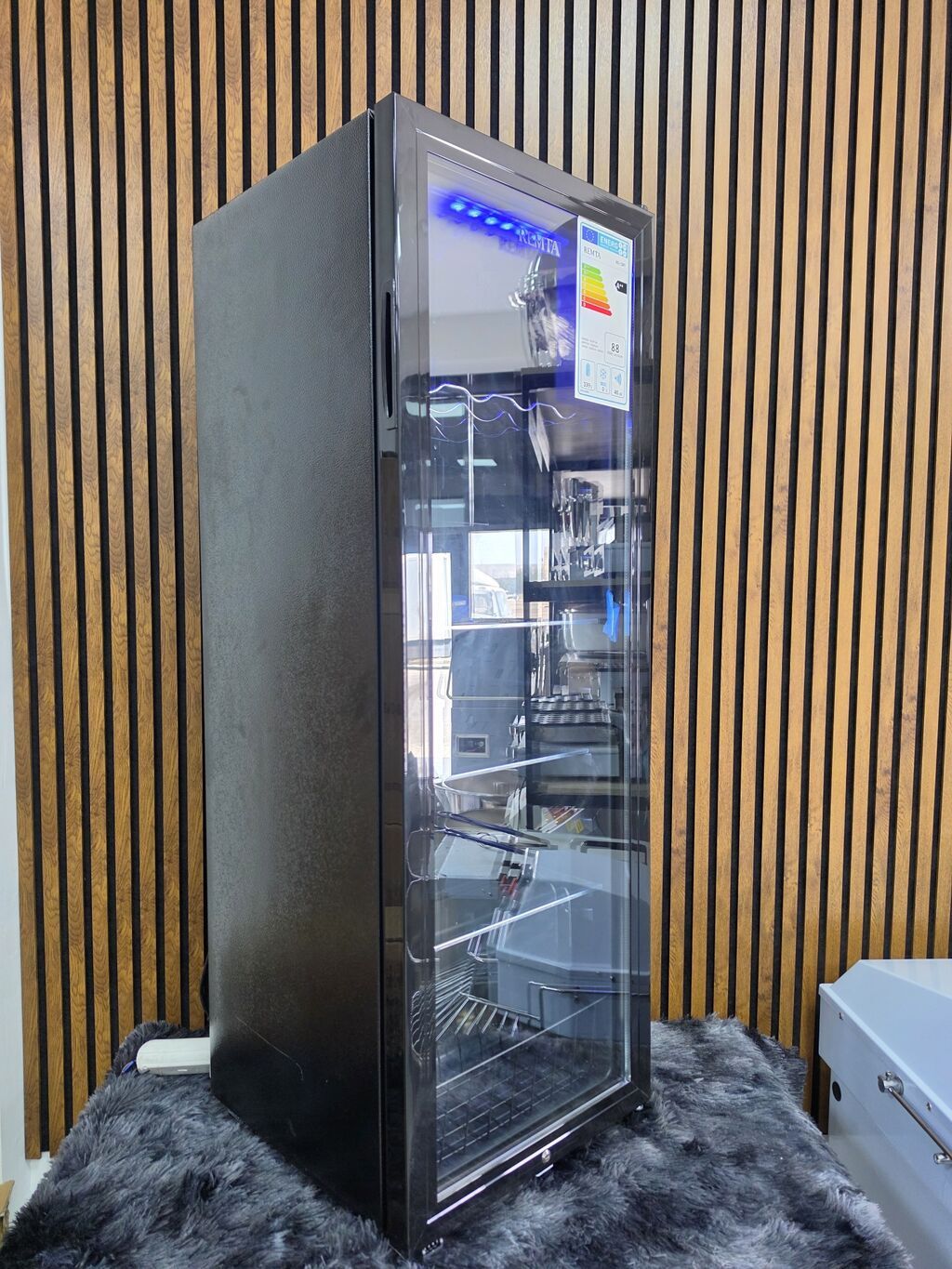 139 45 45, Yeni, Ünvandan götürmə, Pulsuz çatdırılma, Ödənişli çatdırılma — Soyuq vitrini, Bakı (2)