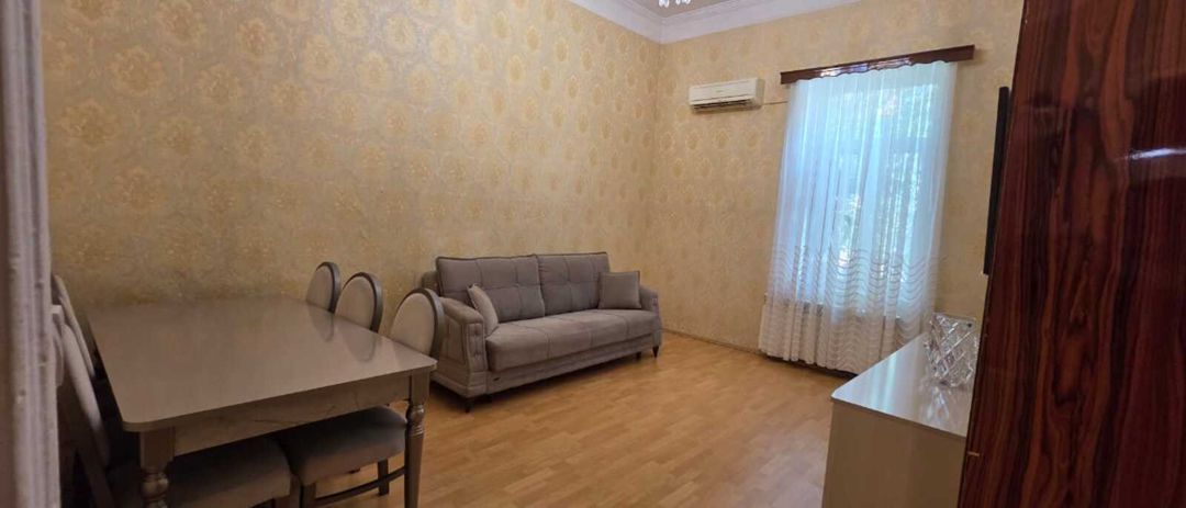 Satılır 2 otaqlı köhnə tikili 52 m² — Mənzil, Bakı