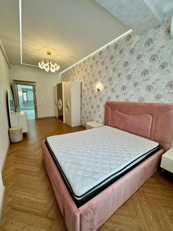 İcarəyə verilir 4 otaqlı yeni tikili 250 m² — Mənzil, Bakı (8)