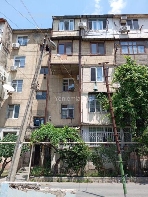 Satılır 1 otaqlı Bina evi menzil (Köhnə tikili), 45 m², Nizami rayonu — Bakı